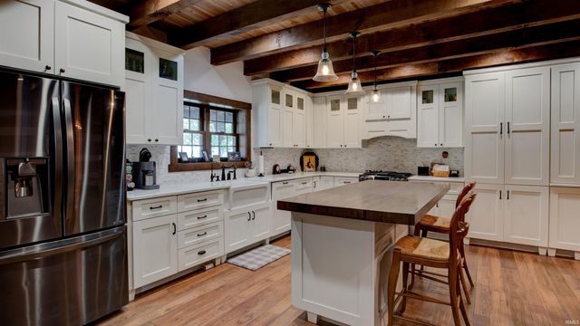 17605 Buzzard Roost Road, Magnet, IN 47520