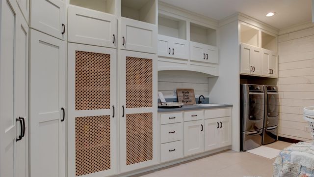 17605 Buzzard Roost Road, Magnet, IN 47520