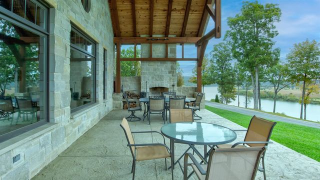 17605 Buzzard Roost Road, Magnet, IN 47520