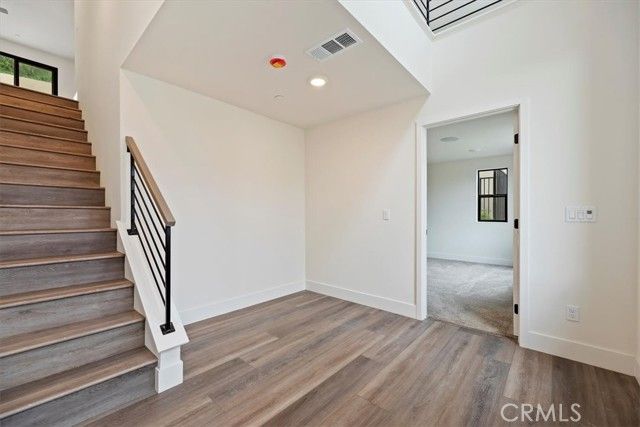 943 N Avenue 66, Los Angeles, CA 90042