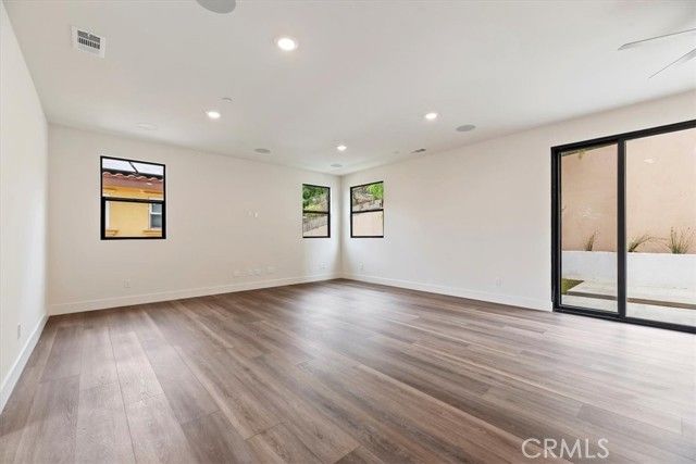 943 N Avenue 66, Los Angeles, CA 90042