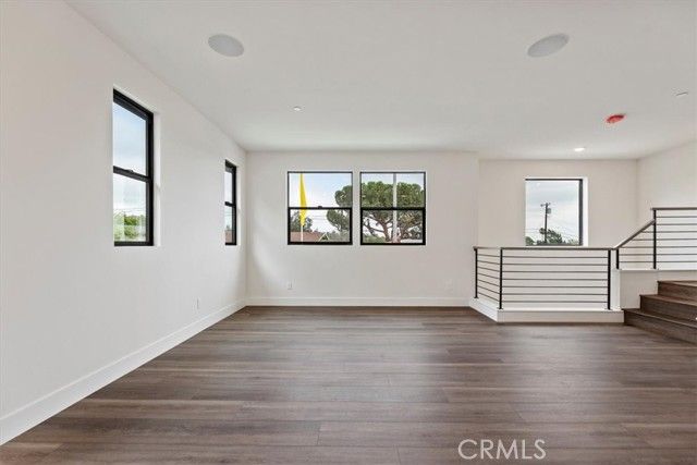 943 N Avenue 66, Los Angeles, CA 90042