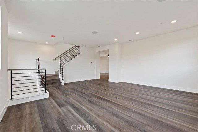 943 N Avenue 66, Los Angeles, CA 90042