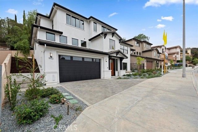 943 N Avenue 66, Los Angeles, CA 90042