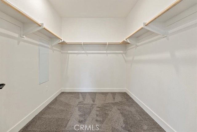 943 N Avenue 66, Los Angeles, CA 90042