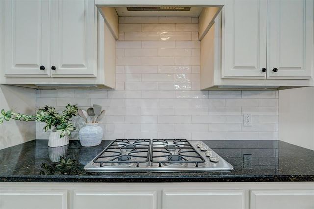 917 NW 185th Street, Edmond, OK 73012