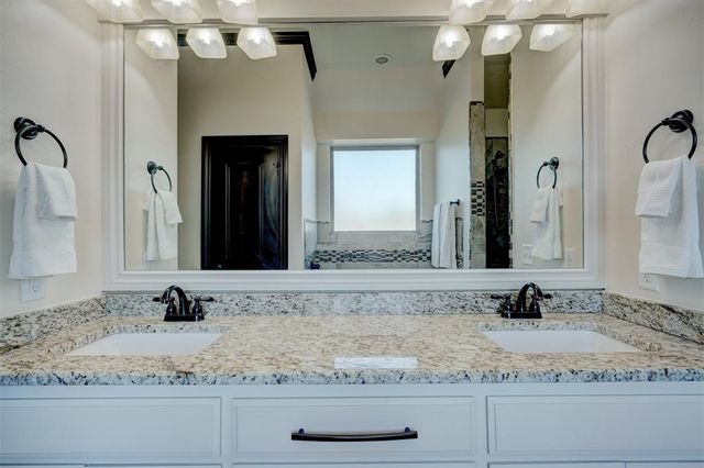 917 NW 185th Street, Edmond, OK 73012