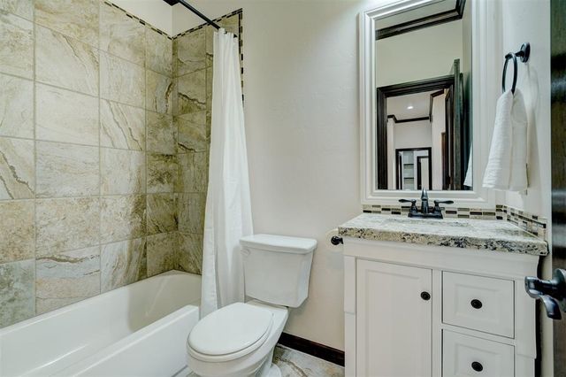 917 NW 185th Street, Edmond, OK 73012