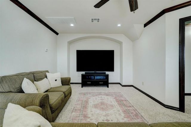 917 NW 185th Street, Edmond, OK 73012