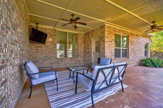 917 NW 185th Street, Edmond, OK 73012