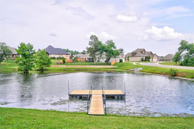 917 NW 185th Street, Edmond, OK 73012