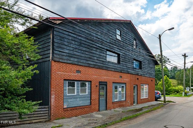 611 South Church Street, Mountain City, TN 37683