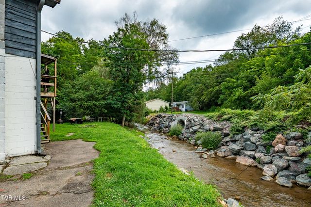 611 South Church Street, Mountain City, TN 37683