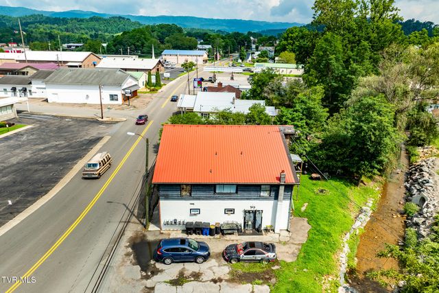 611 South Church Street, Mountain City, TN 37683