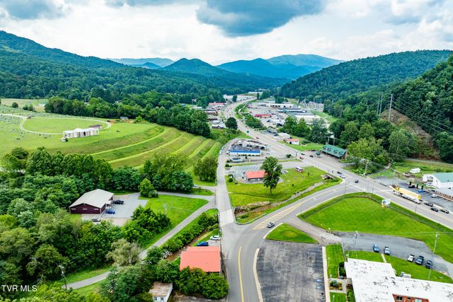 611 South Church Street, Mountain City, TN 37683