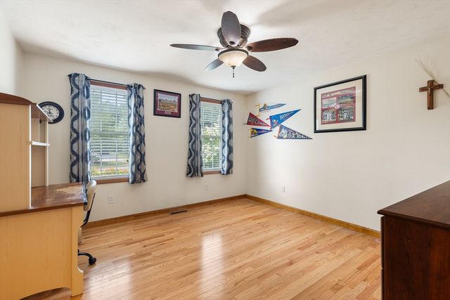 49 Harmony Xing, East Bridgewater, MA 02333