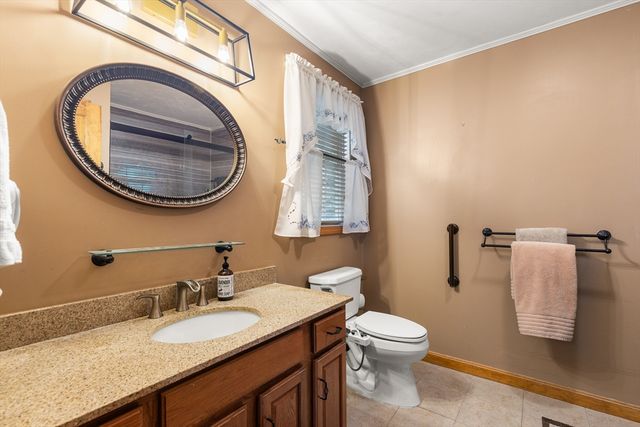 49 Harmony Xing, East Bridgewater, MA 02333