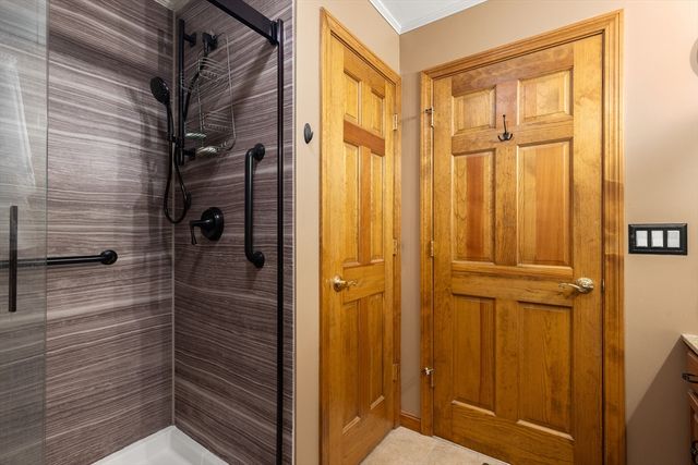 49 Harmony Xing, East Bridgewater, MA 02333
