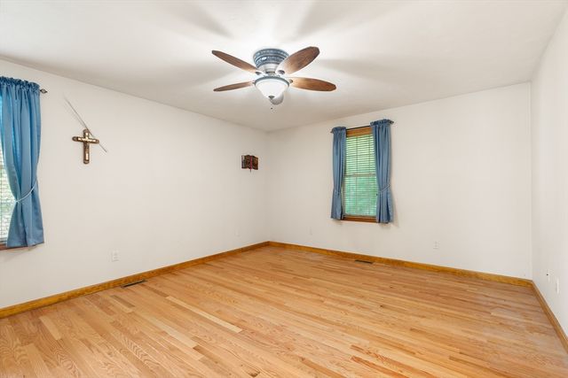 49 Harmony Xing, East Bridgewater, MA 02333