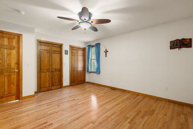 49 Harmony Xing, East Bridgewater, MA 02333