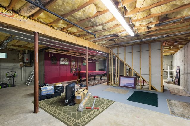 49 Harmony Xing, East Bridgewater, MA 02333