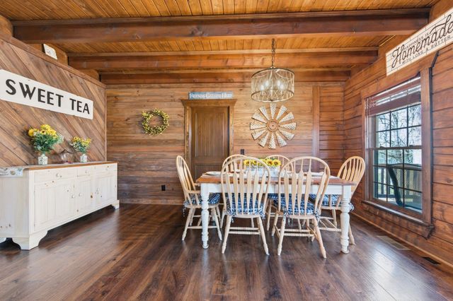 1118 Carrollville Landing Rd, Clifton, TN 38425