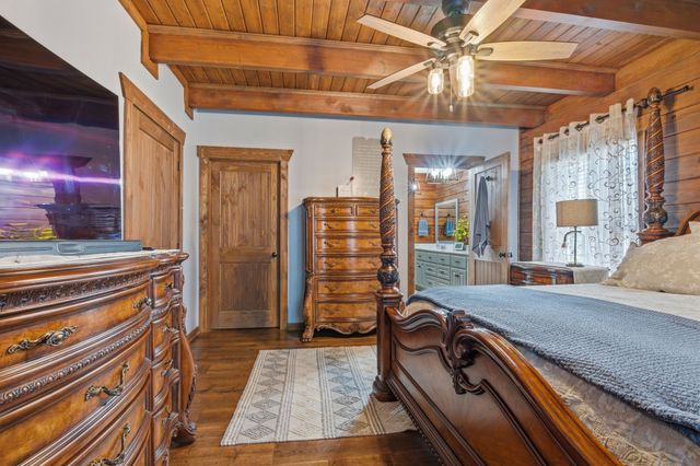 1118 Carrollville Landing Rd, Clifton, TN 38425