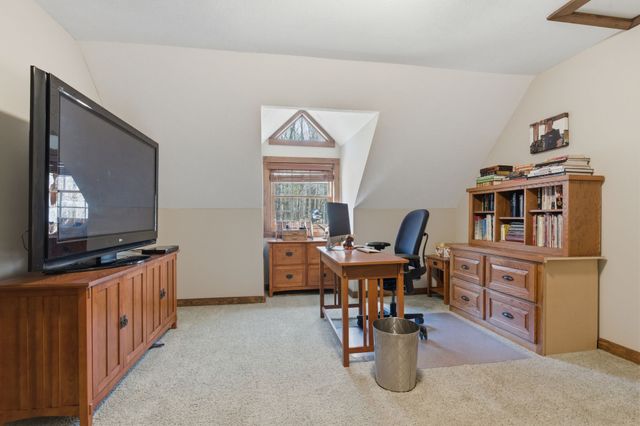 1118 Carrollville Landing Rd, Clifton, TN 38425