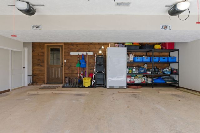 1118 Carrollville Landing Rd, Clifton, TN 38425