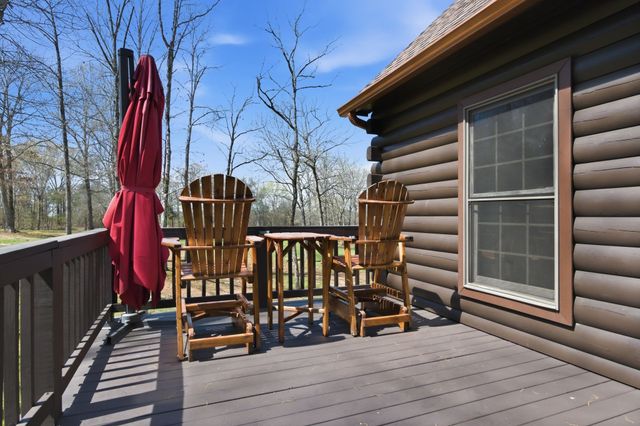 1118 Carrollville Landing Rd, Clifton, TN 38425