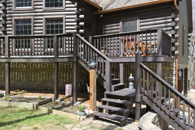 1118 Carrollville Landing Rd, Clifton, TN 38425