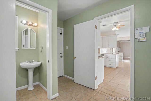 4809 S 69th East Avenue, Tulsa, OK 74145