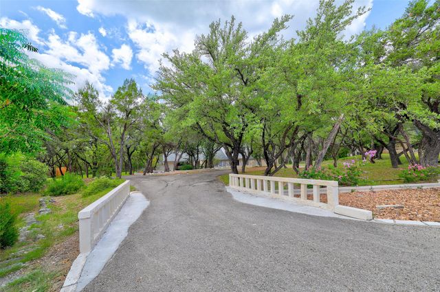 7903 Entrada CV, Austin, TX 78730