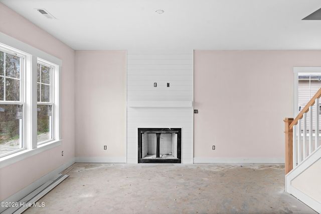 318 Hawks Bluff Drive, New Bern, NC 28560