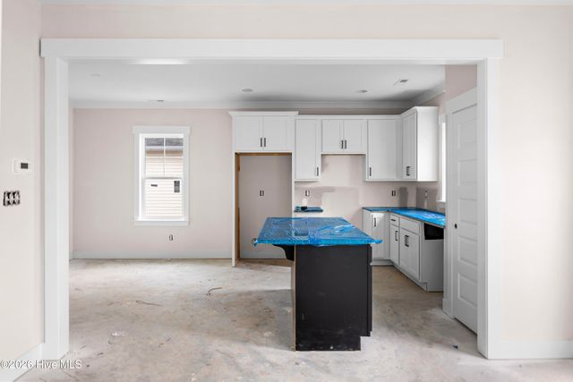 318 Hawks Bluff Drive, New Bern, NC 28560