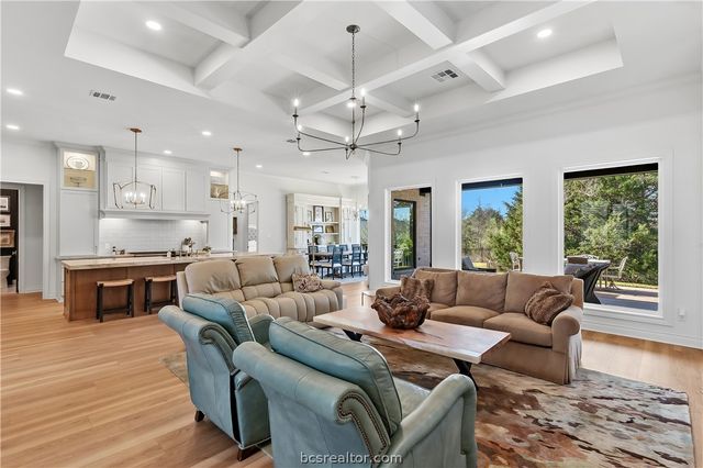 2977 Boxelder Drive, Bryan, TX 77807