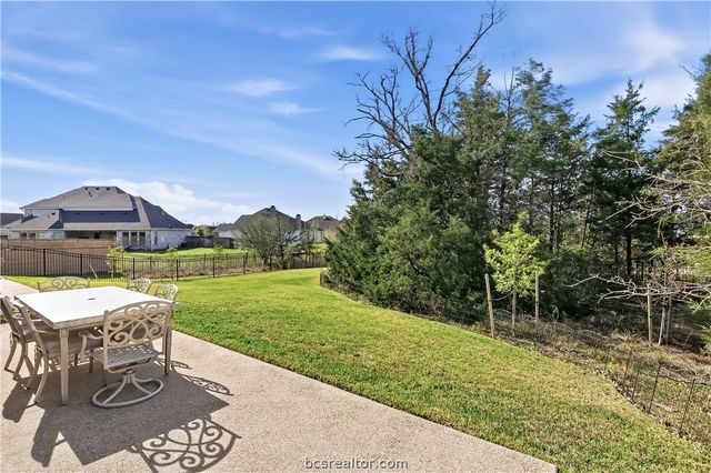 2977 Boxelder Drive, Bryan, TX 77807