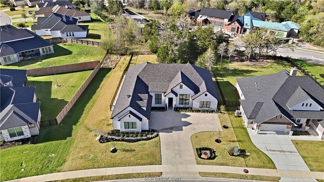 2977 Boxelder Drive, Bryan, TX 77807