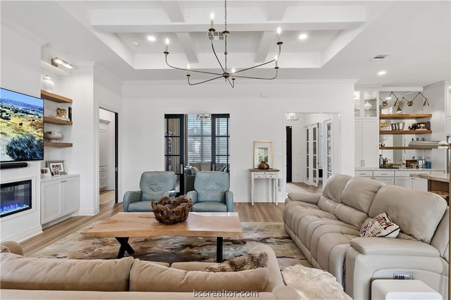 2977 Boxelder Drive, Bryan, TX 77807