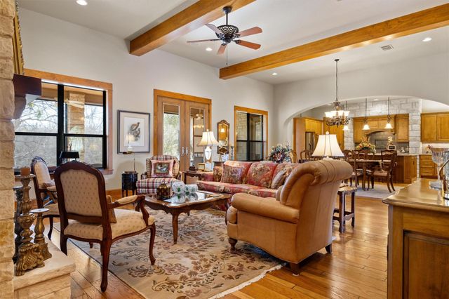 203 Pristine LN, Georgetown, TX 78633