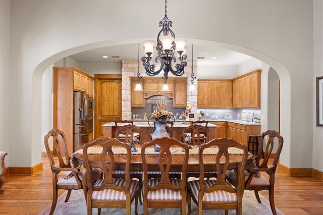 203 Pristine LN, Georgetown, TX 78633