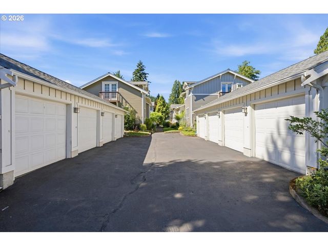 7043 Se CLINTON St, Portland, OR 97206