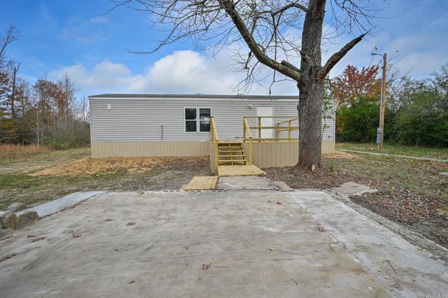 145 W Polk Road 76, Mena, AR 71953