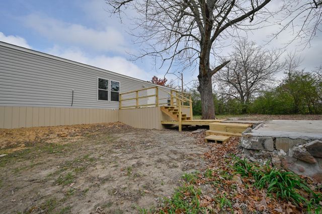 145 W Polk Road 76, Mena, AR 71953