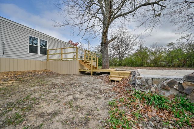 145 W Polk Road 76, Mena, AR 71953