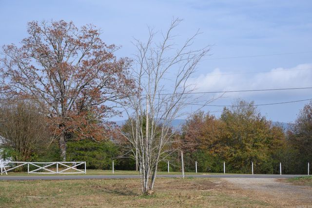 145 W Polk Road 76, Mena, AR 71953