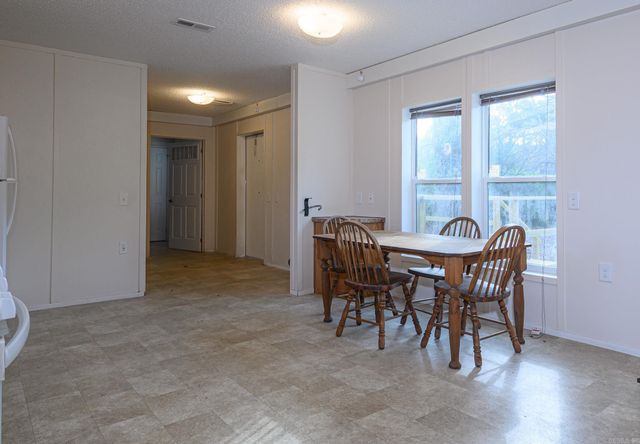 145 W Polk Road 76, Mena, AR 71953