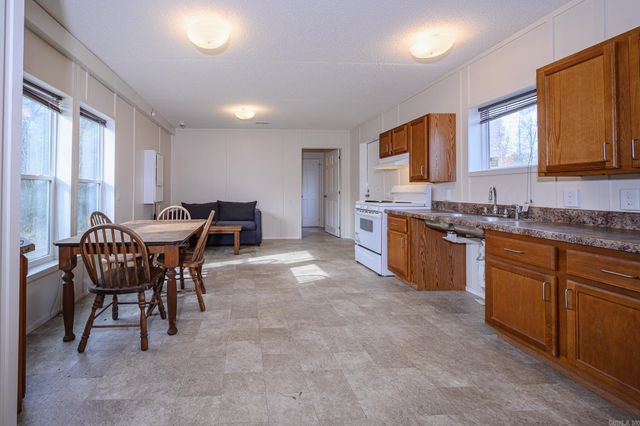 145 W Polk Road 76, Mena, AR 71953