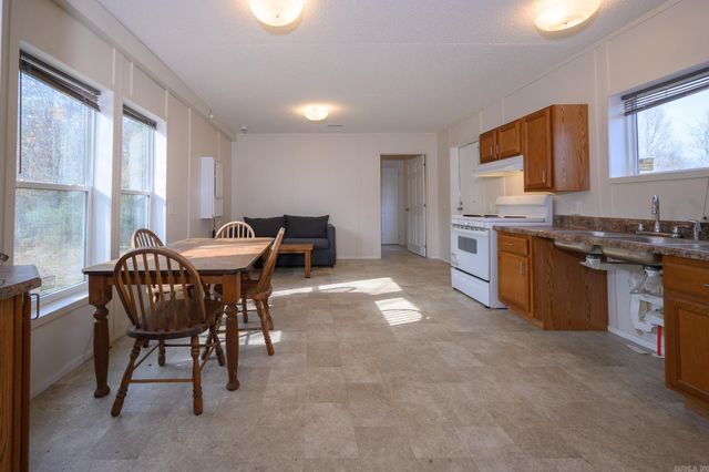 145 W Polk Road 76, Mena, AR 71953