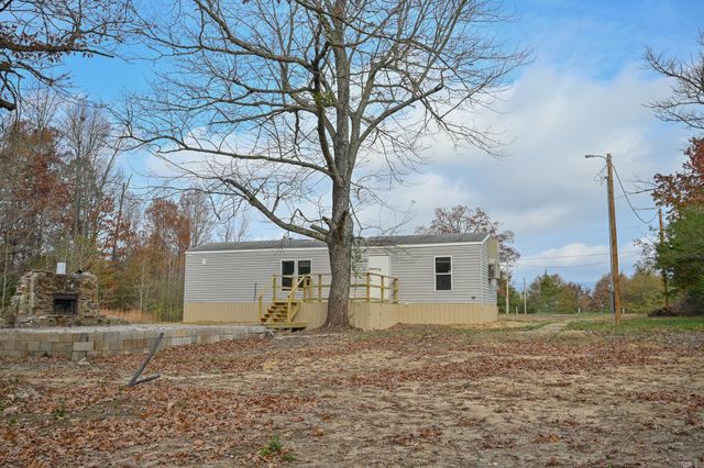 145 W Polk Road 76, Mena, AR 71953